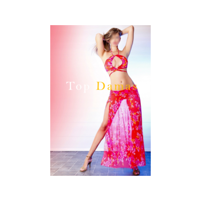 VICTORIA, RUBIA ESPECTACULAR