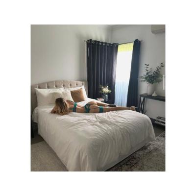 LINDA UNIVERSITARIA 24H RICA CARICIAS