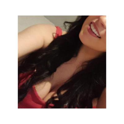 Morena guapa cariñosa extrovertida española