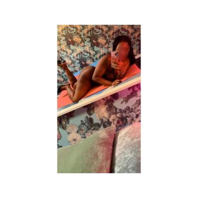 FULL SERVICIO SIEMPRE CACHONDA