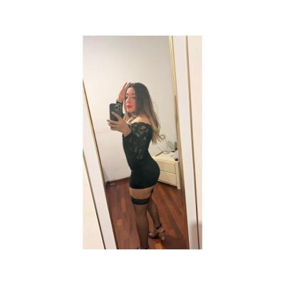 KARINA, VEN Y VUELVETE LOCO