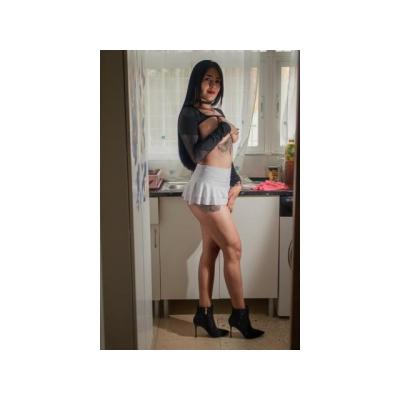 SENSUAL Y ENCANTADORA