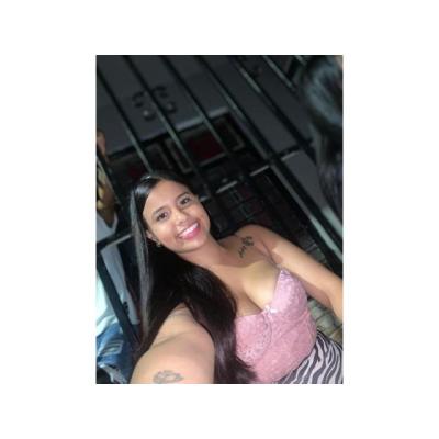 LINDA Y SENSUAL JOVENCITA CON GANAS DE MAS