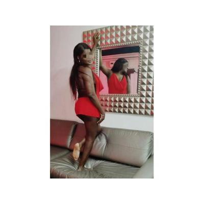 DISFRUTA CADA CENTÍMETRO DE MI CUERPO