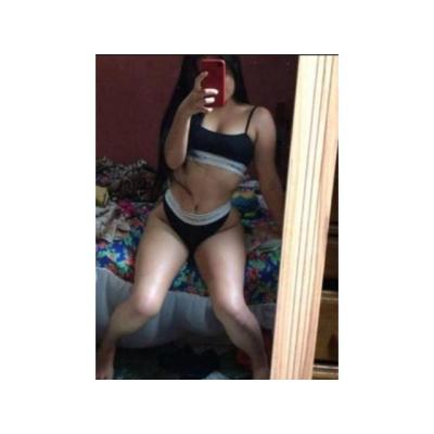 // soy tu sumisa obediente //