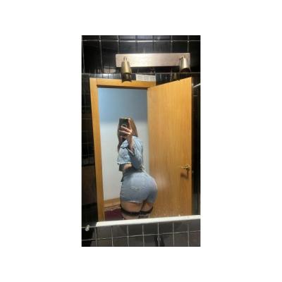ESTRELLA JOVENCITA TRANS COLOMBIANA RUBIA