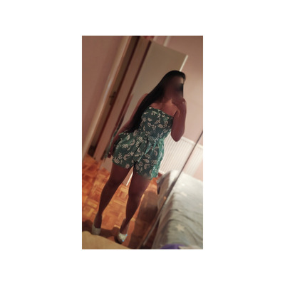 Sexi latina para pasaría deli