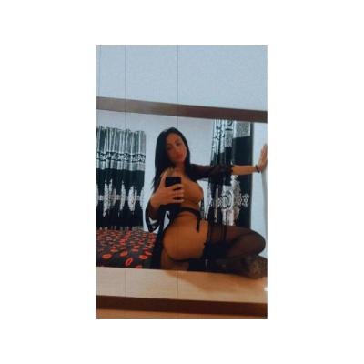 Sara Española complaciente Fotos Reales