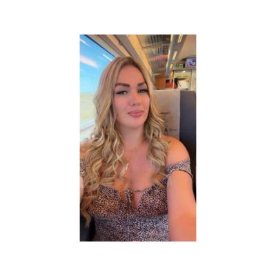 HELENA RUBIA EXPLOSIVA TRANS COLOMBIANA