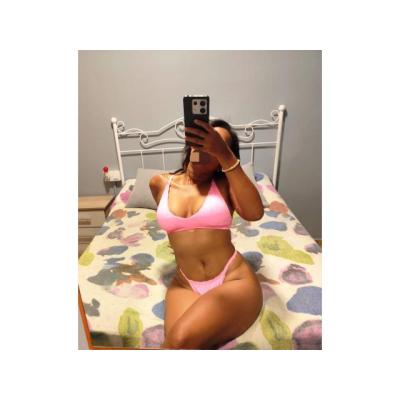 CAROL JOVENCITA COLOMBIANA GUAPÍSIMA MULATA