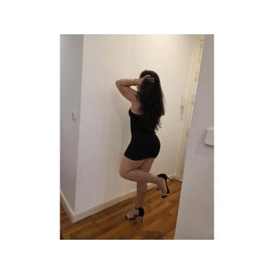 SOFIA HERMOSA PARAGUAYA MUY CARIÑOSA