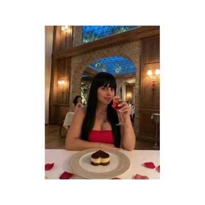 ANA RIOS LA DIFERENCIA ENTRE TODAS