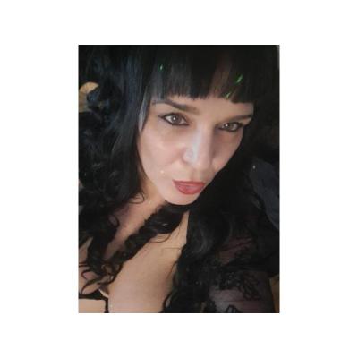 ANDALUZA COMPLACIENTE Y CALIENTE PONFERRADA