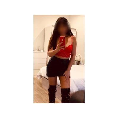 Juguetona y caliente en miranda de ebro