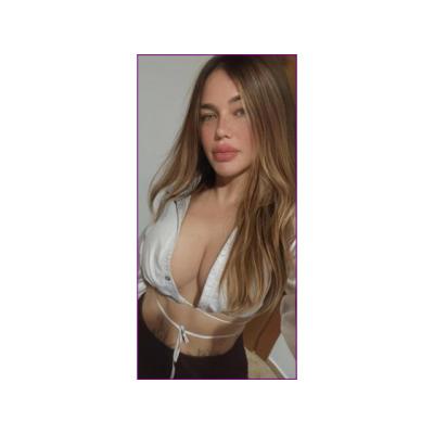 ESPECTACULAR CHICA RUBIA SEXY