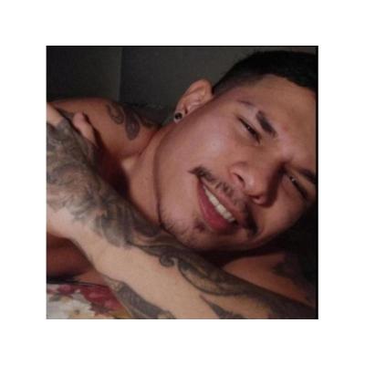 MAXIMO ATRACTIVO LATINO NOVEDAD