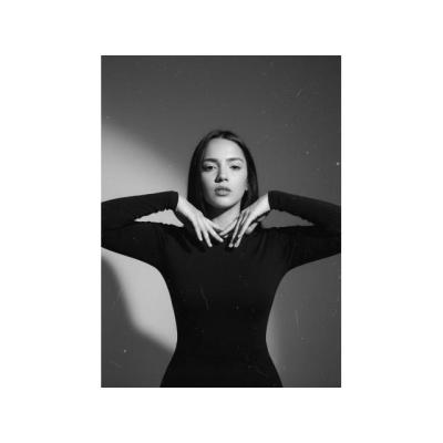 GABY, AUNTENTICA  MODELO LATINA.