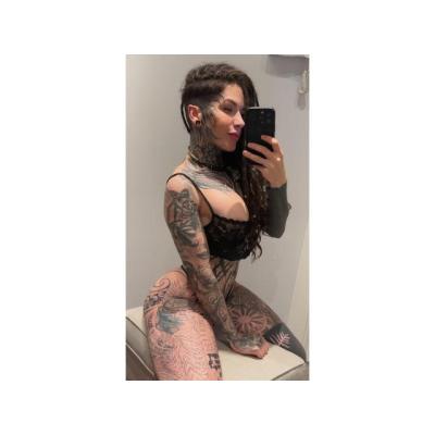 Bruna brasileña exótica 30 años 742027008