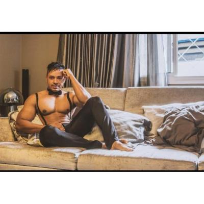 VIVETE UNA PORNO CONMIGO