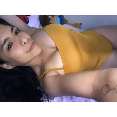VENEZOLANA DISPUESTA  A HACERTE FELIZ