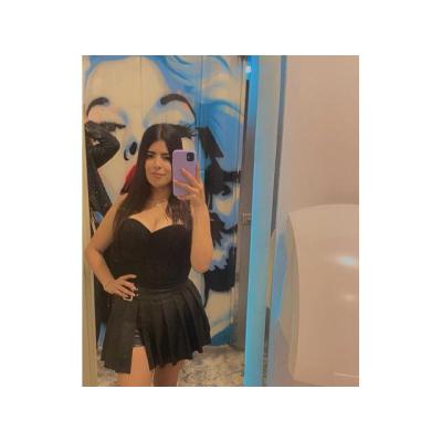 VENEZOLANA DISPUESTA  A HACERTE FELIZ