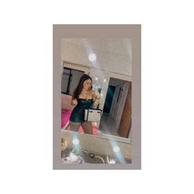 COLOMBIANA EN TENERIFE SUR LOS CRISITIANOS