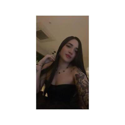 SOFIA CARIÑOSA Y MUY ARDIENTE