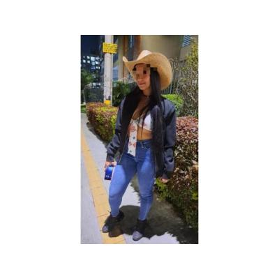 KARINA LA COLOMBIANA QUE TE PONDRÁ FUEGO