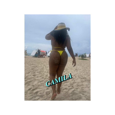 Camila cariñosa divertida