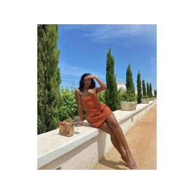 FRANCHESCA ELEGANTE Y ATRACTIVA SEÑORITA