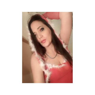 TE ACOMPAÑO A UN CLUB LIBERALES.