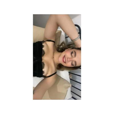 CELESTE BELLEZA Y ENCANTO