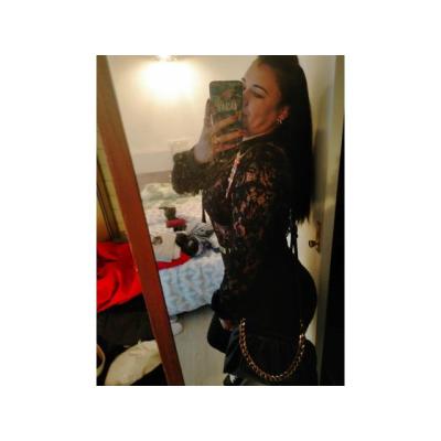 FIESTERA, MORBOSA ADICTA EL SEXO Y A LA POLLA