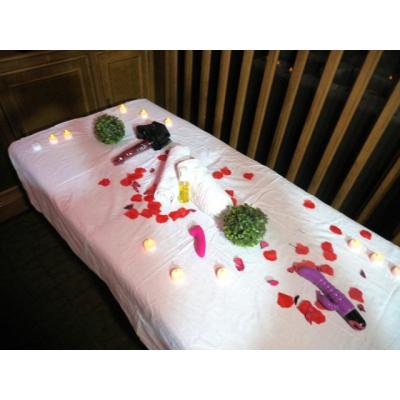 titulada, con mogollon de diplomas