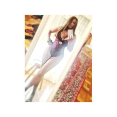 ALICE, TU TENTACIÓN DE CURVAS INFINITAS