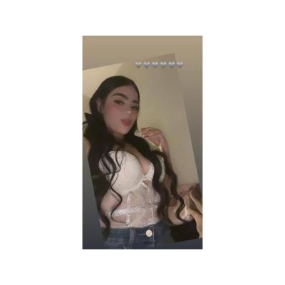 COLOMBIANA MORENITA CON GANAS DE SEXO A TOPE