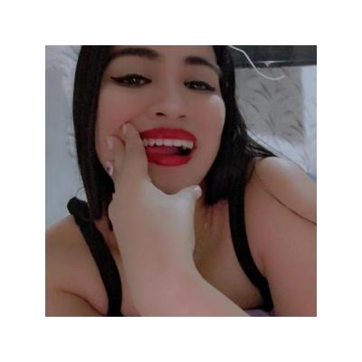 LA DIOSA COLOMBIANA DE PLAYA DEL INGLÉS