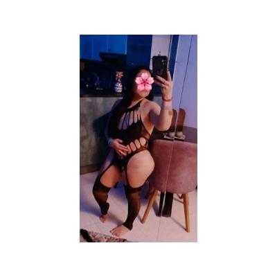 COLOMBIANA, MIRADA HIPNOTIZANTE