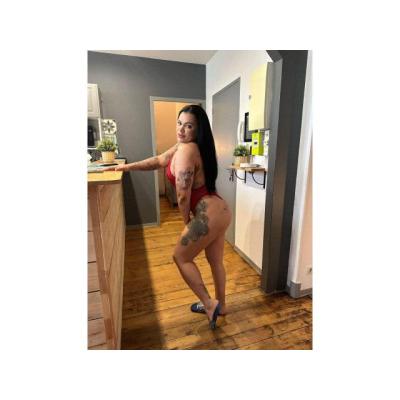 CUBANA HAGO DE TODO LLAMA YA