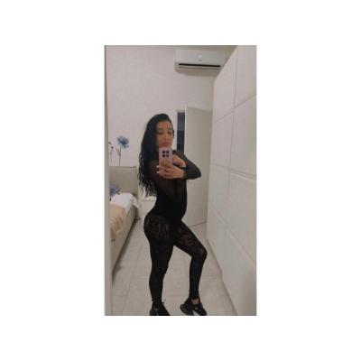 CARIÑOSA CHICA MUY JOVEN