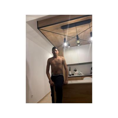 ANGEL NOVEDAD TU CITA IDEAL AUTÉNTICO JOVEN