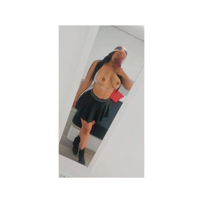 TODA UNA DIABLITA HECHA PARA EL PLACER