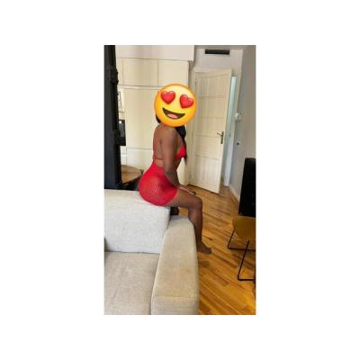 LORENA - ¡NOVEDAD! Latina en Atocha