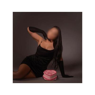 COMPLACIENTE Y SEDUCTORA
