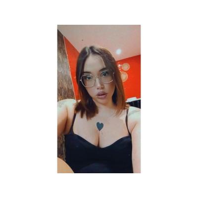 mujer cachonda y senxual