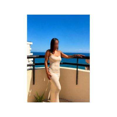 ADARA: Morena Latina de Impacto