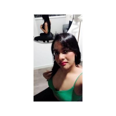 SOY UNA LINDA CHICA DESEOSA DE PLACER