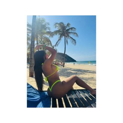 ESTRELLA: LATINA MUY SENSUAL