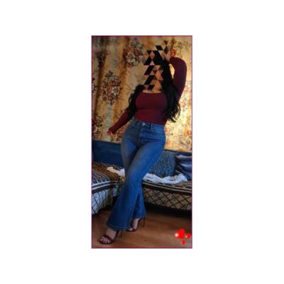 CHICA PECHOS ESPECTACULARES MUY ARDIENTE