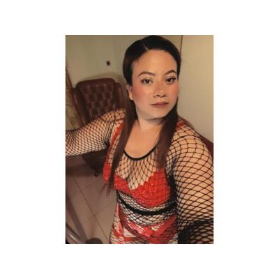 ARDIENTE Y SEXY LATINA PURA SEDUCCIÓN
